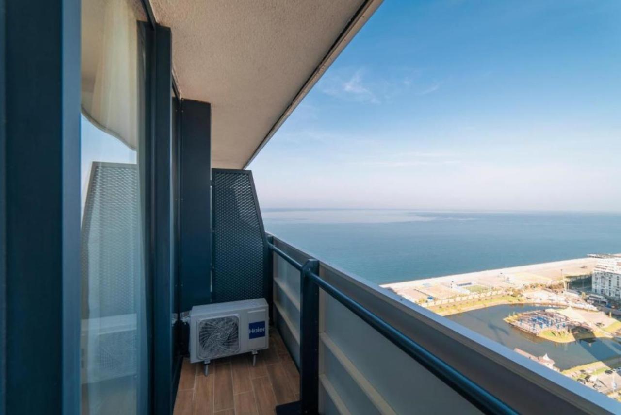 Panoramic Sea And City View Aparthotel In Orbi City Batumi Zewnętrze zdjęcie