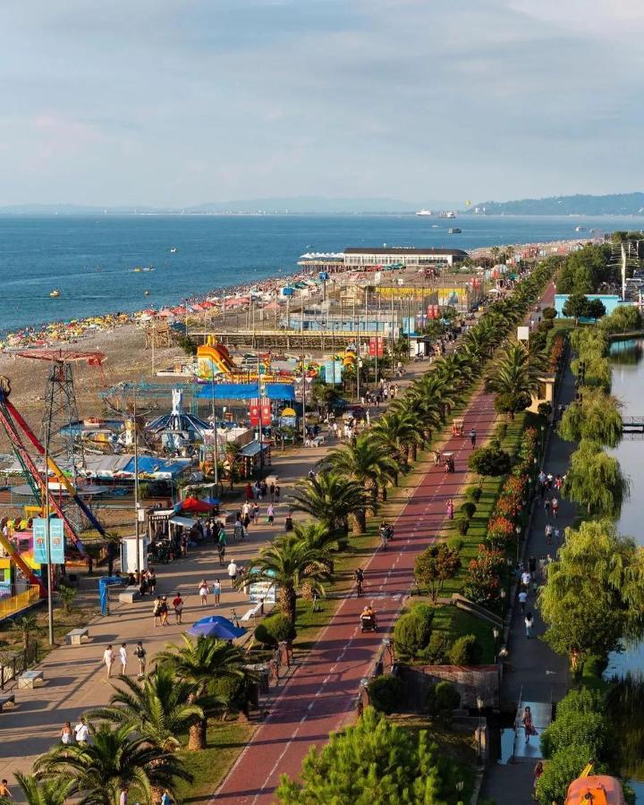Panoramic Sea And City View Aparthotel In Orbi City Batumi Zewnętrze zdjęcie